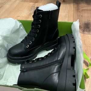 Black Lace Up Boots Women's Size 7 || Call it Spring